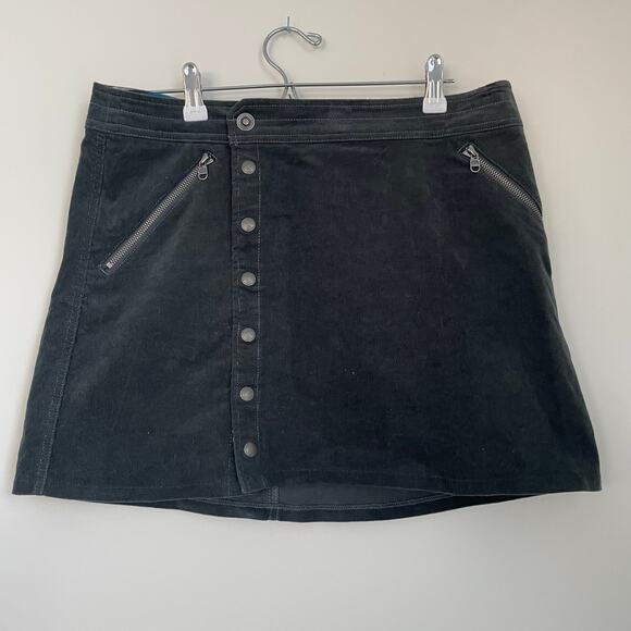 Kuhl Dresses & Skirts - KUHL Streamline Corduroy Mini Skirt Women’s 8 Dark Gray Buttons Zip Pockets